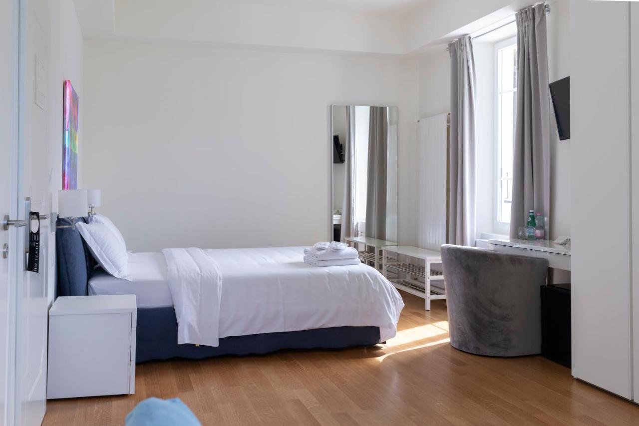 Lac Hotel